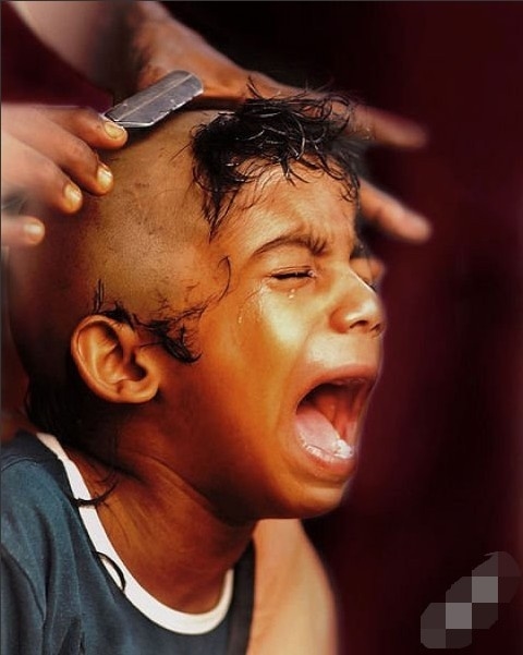 又囧又萌！寶寶理發好傷心