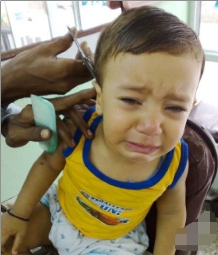 又囧又萌！寶寶理發好傷心