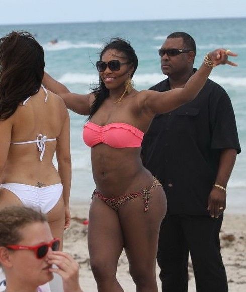 雷人風(fēng)景線 大媽郭晶晶領(lǐng)銜神奇造型