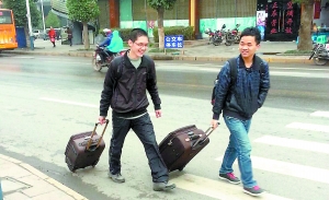 各地學生迎新學期 曬特色開學Style 另類寒假作業