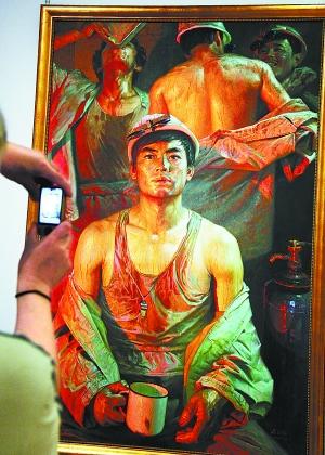 羅中立油畫(huà)《父親》展出 未來(lái)或永久固定陳列