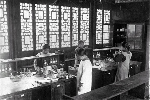 民國時期金陵美女的大學舊照（組圖）