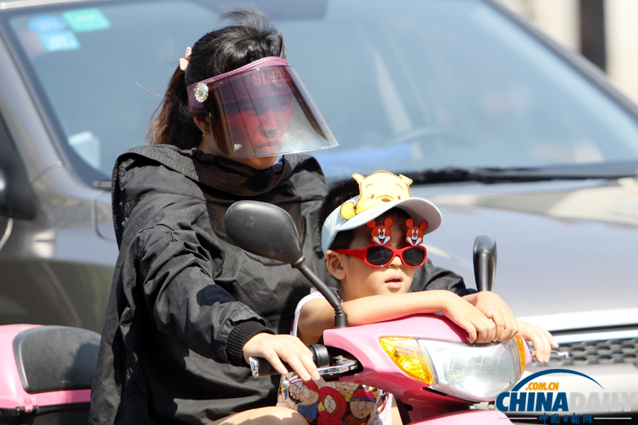 城市表情：高溫下的形色生活