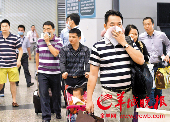 廣州白云機場大火半小時被撲滅 煙味三小時散不盡