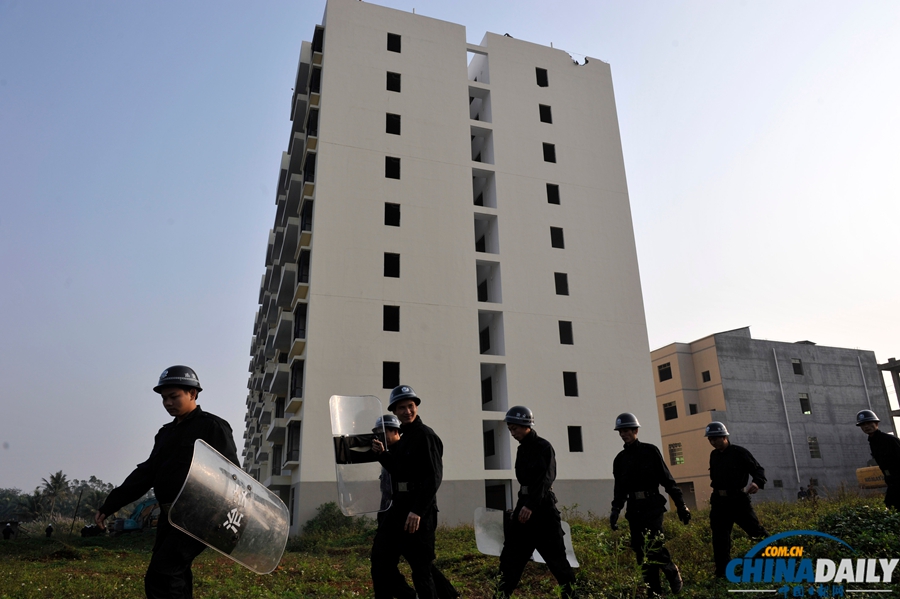 海口開拆違法小產權房