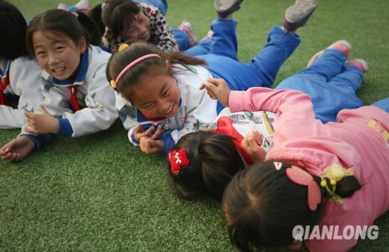 趙寧：大學生村官的老師夢