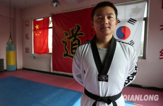 趙寧：大學生村官的老師夢