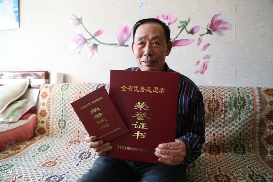 李俊熠：20年持之以恒 雷鋒戰友傳承“雷鋒精神”