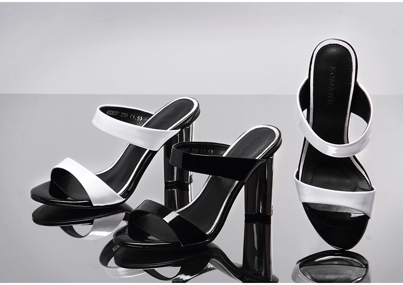 KOMANIC柯瑪妮克， 同步全球時尚