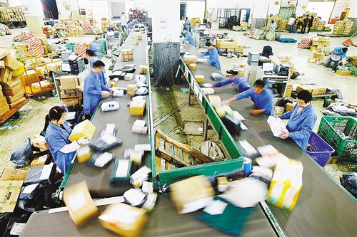 “雙11”有3000萬件包裹發往重慶 快遞：壓力大