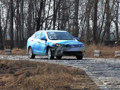 東南汽車V5綜合性能測試顯現(xiàn)強勁實力