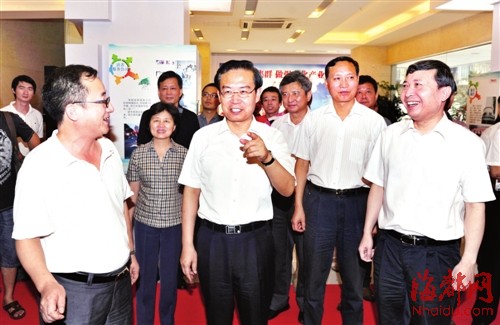 蘇樹(shù)林在福州調(diào)研文化體制改革