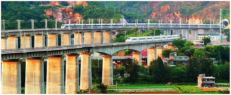 福州10年“織”出快捷交通網