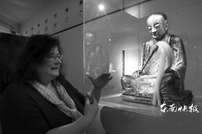 在歐巡展千年“肉身菩薩” 疑為三明被盜“章六全祖師像”
