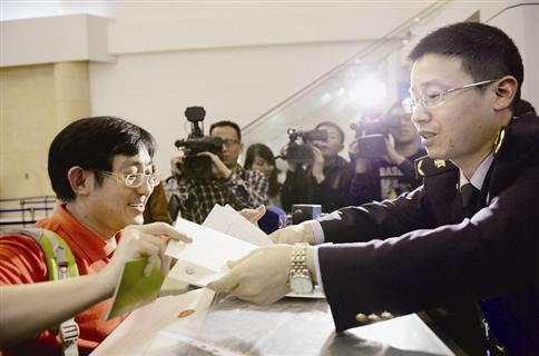 跨越海峽的生命大接力 臺胞捐骨髓救廈門花季女孩