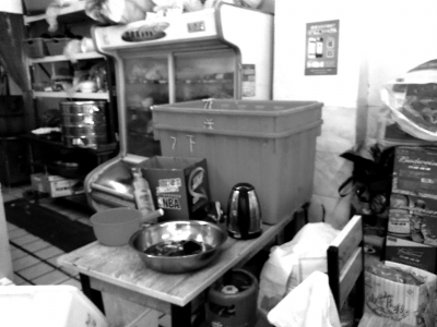 福州城區大面積停水來襲 居民用洗衣機、魚缸蓄水