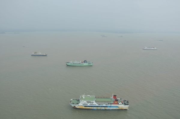 廣東海事開展海空立體巡航 喜迎十八大三中全會勝利召開