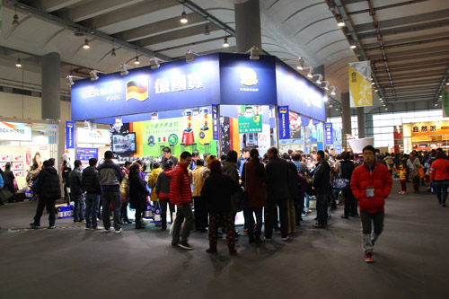 香港時尚購物展南寧站今日揭幕