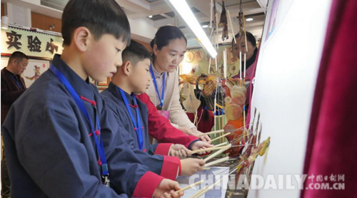 唐山樂亭小學皮影參加全國藝術展演