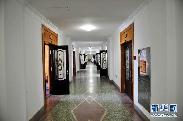 網曝“哈藥六廠豪華賽皇宮”事件追蹤