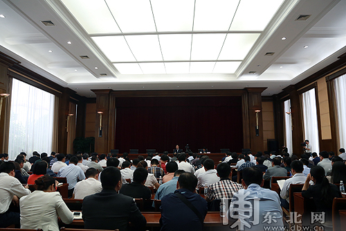 黃建盛：正身律己踐行“三嚴三實”要求 建設忠誠干凈擔當的紀檢監察隊伍