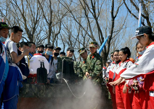 武警黑河森林支隊(duì)“萬(wàn)名學(xué)生進(jìn)警營(yíng)”防火宣傳活動(dòng)啟動(dòng)