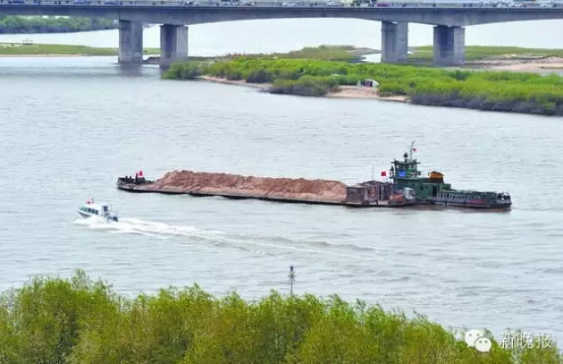 哈爾濱市道里區江沿將變“金沙灘”原有碼頭搬走鋪沙子
