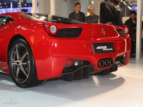 大匯總 說(shuō)說(shuō)《變形金剛3》中的那些車