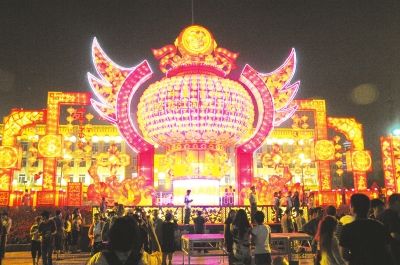 第三屆吉林市河燈文化節 河燈點亮江城夜