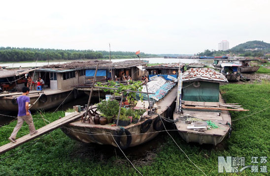 淮河江蘇段出現嚴重旱情 跌回“死水位”以下