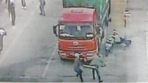 沈陽：18個男子沖進南塔貨站毆打工人（圖）