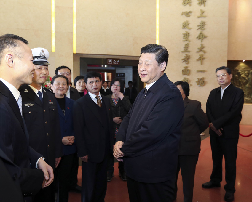 組圖：習近平等到第二批黨的群眾路線教育實踐活動聯系點調研指導工作