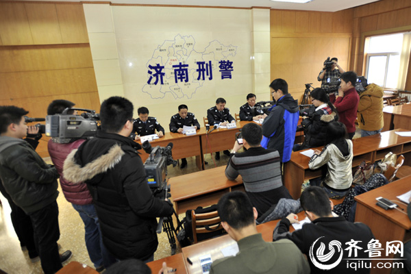 濟南現保險柜撬盜團伙涉案近百萬 40秒完成撬柜取錢