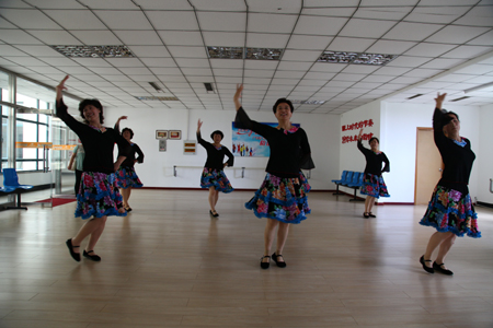 黃海社區(qū)歷經(jīng)30年巨變昔日窮漁村變幸福社區(qū)