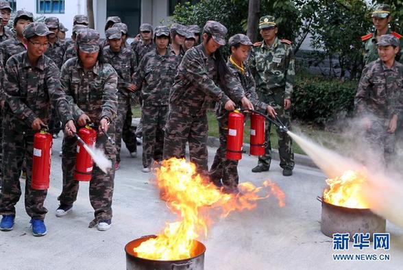 上海松江消防支隊：消防安全進課堂