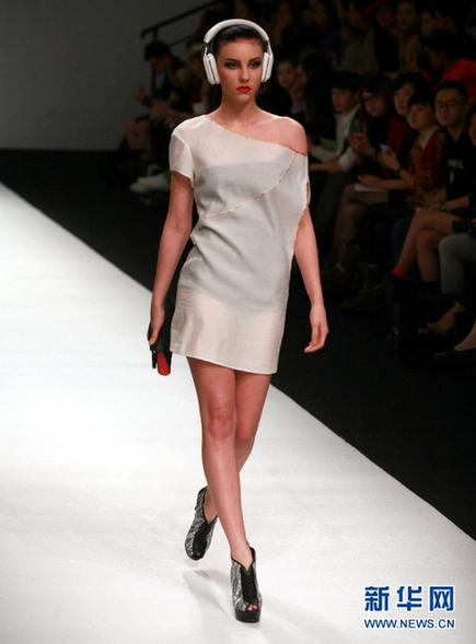 上海時裝周“2013春夏作品發布”活動落幕