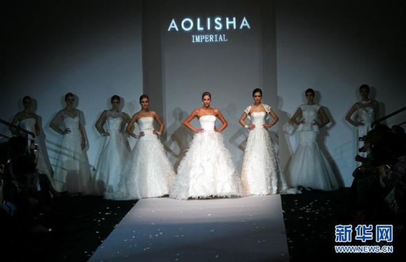上海時裝周舉行頂級婚紗秀