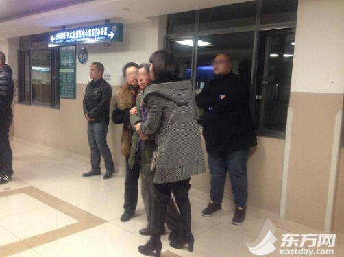 滬被拖行民警昨不治身亡 妻子下月即是預產期|圖