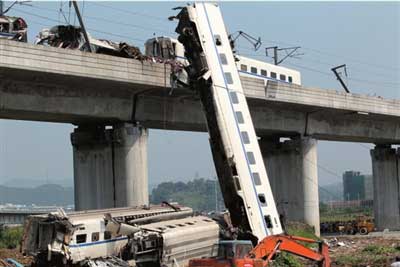 動(dòng)車事故排除信號(hào)失靈原因 人員管理不善系主因