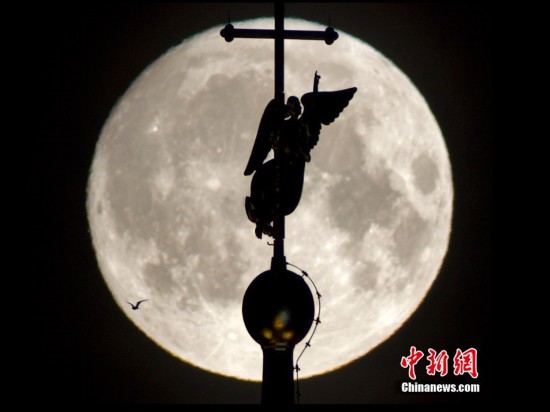 今年“超級月亮”本周出現 亮度高于平均值16％