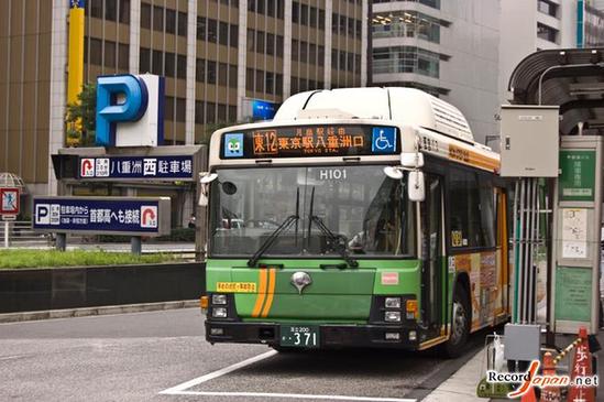 日本專家解釋:乘坐大巴時(shí)哪個(gè)位子最安全?