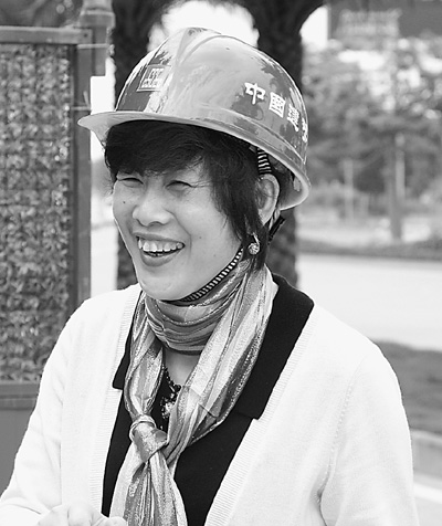 身邊的感動:“大姐書記”陳超英