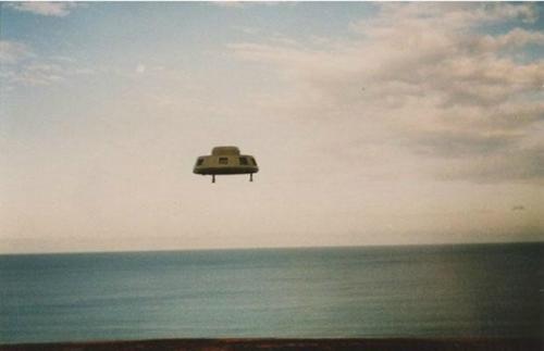 近30年全球經典UFO照片（組圖）