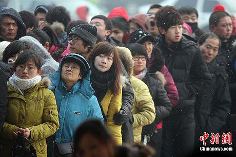 網(wǎng)友傳授春運(yùn)搶票攻略 決勝黃牛黨