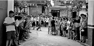 河南連殺5人嫌犯拉面館被捕 在訊問室偶爾微笑