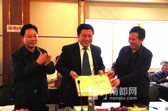 無數人上當！揭秘中國十大騙子產業