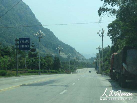 福建警方回應“104國道限速30公里每天罰款10萬元”傳聞