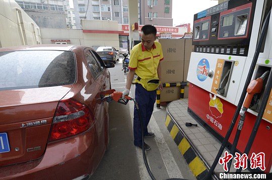 2013年國內成品油價已“8漲7跌”