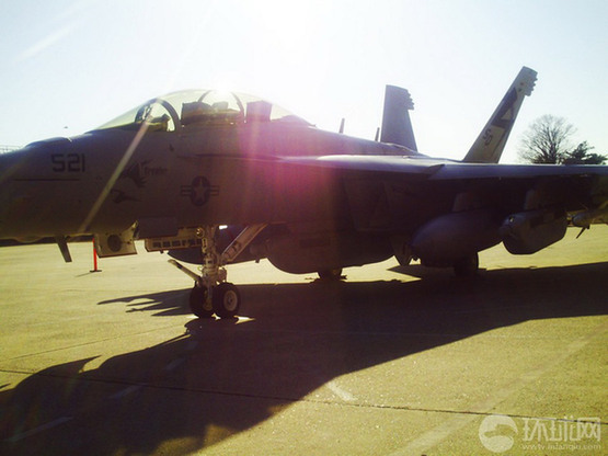 誰(shuí)“擊落”了機(jī)皇F-22 五代機(jī)被打得滿地找牙