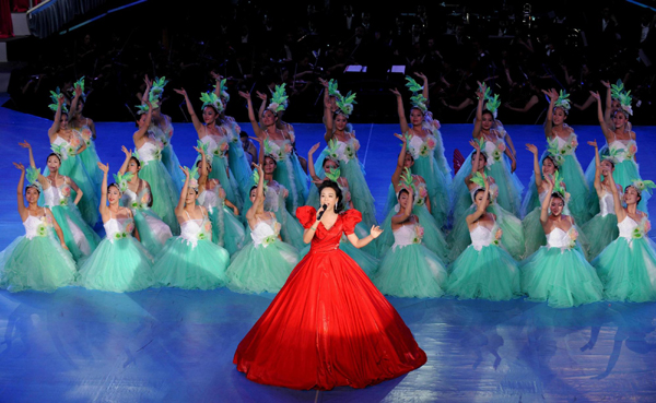 “唱支山歌給黨聽”——云南舉辦慶祝中國共產黨成立90周年大型文藝晚會